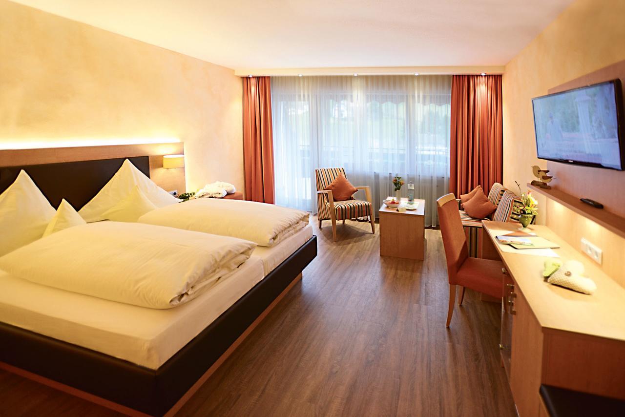 Hotel Waldlust Baiersbronn Exterior photo